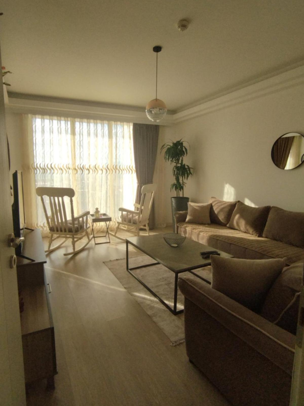 Skopje Sky City: High-Rise Apartments with Pool & Spa Access Exterior photo